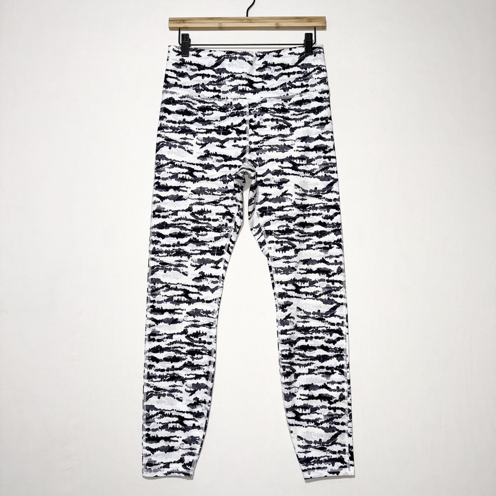 Fabletics Leggings Fleece Lined Womens Medium Black White Stretch High Waisted